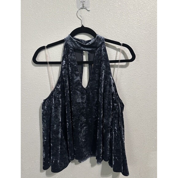 American Eagle Outfitters Crushed Velvet Cold Shoulder Top Size xs new - Picture 3 of 8